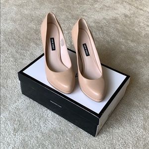 Nine West Nude Pumps